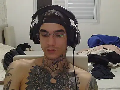 Snapshot of smokingink chatting on April 22, 2026, 6:27 am smokingink online show from April 22, 2026, 6:27 am