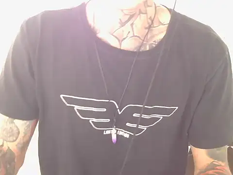 Snapshot of smokingink chatting on May 4, 2026, 7:32 pm smokingink online show from May 4, 2026, 7:32 pm