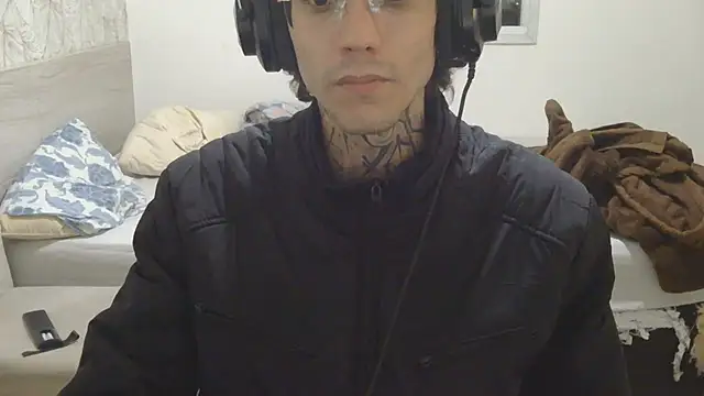 Snapshot of smokingink chatting on July 7, 2026, 12:24 am smokingink online show from July 7, 2026, 12:24 am