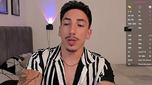 dylanspencer28 online show from February 22, 2025, 11:13 pm