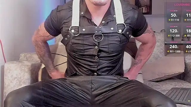 dylanspencer28 online show from January 8, 2026, 11:18 pm