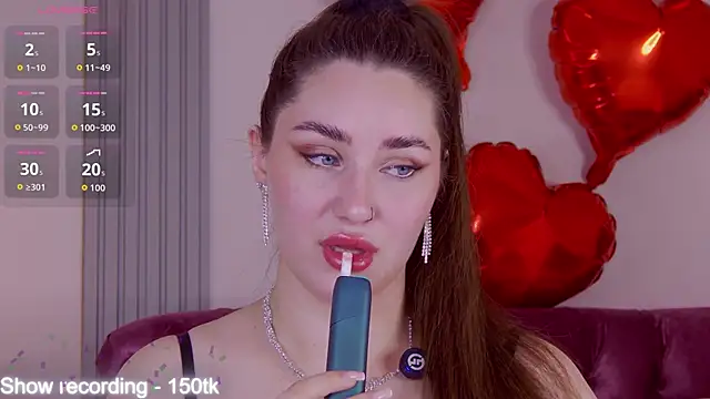 KiraBarlows online show from March 12, 2026, 8:04 pm