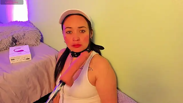 Snapshot of Rosie_jhons chatting on February 13, 2025, 4:00 am Rosie jhons online show from February 13, 2025, 4:00 am