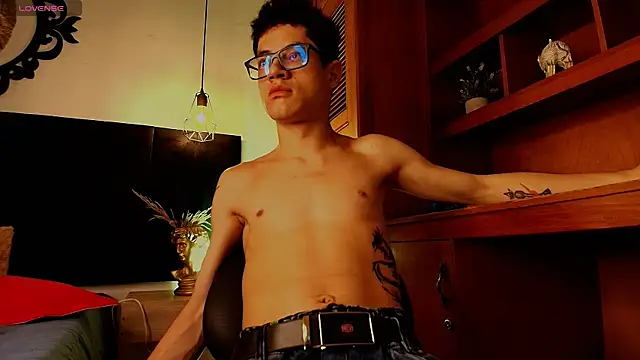 wolfandsky online show from October 6, 2025, 11:51 am