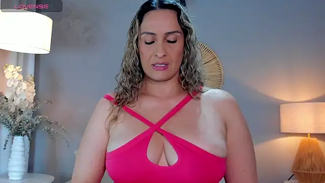 viviannehill hot online show from February 27, 2025, 9:58 pm