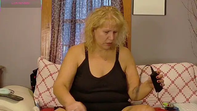 Badgirlpr2 online show from February 20, 2026, 10:21 pm