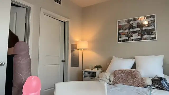 graciesmith27 online show from February 26, 2026, 7:13 pm