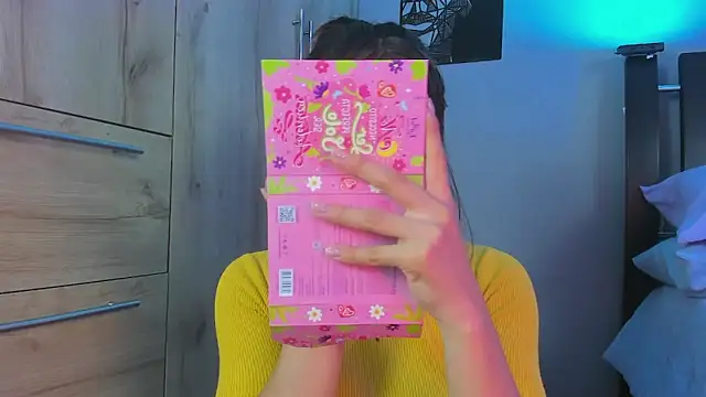 GABRIELAM MS online show from April 19, 2026, 10:34 pm