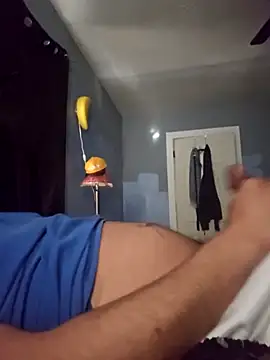 Burrrucecold00 online show from March 11, 2025, 2:18 pm