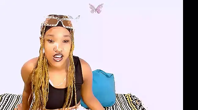 EroticSexyPrada online show from March 10, 2025, 8:48 am