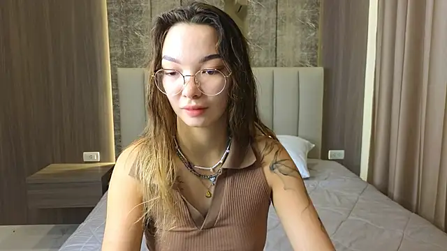 SusannJohnson online show from January 17, 2026, 12:26 am