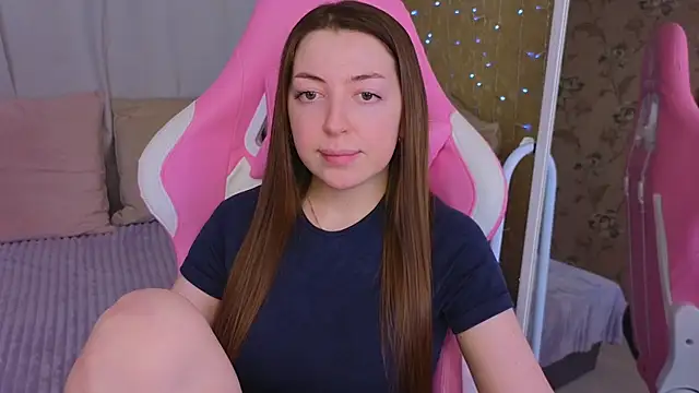 Ann moon   online show from February 9, 2025, 6:16 pm