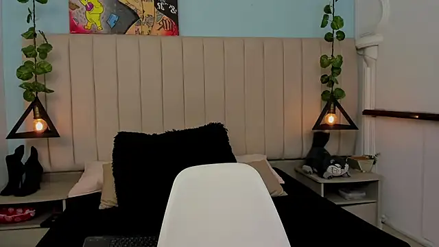 Snapshot of Paulina_Lopezz chatting on October 23, 2025, 7:45 pm Paulina Lopezz online show from October 23, 2025, 7:45 pm