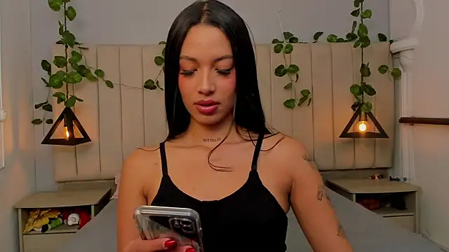 Snapshot of Paulina_Lopezz chatting on January 10, 2026, 8:10 pm Paulina Lopezz online show from January 10, 2026, 8:10 pm