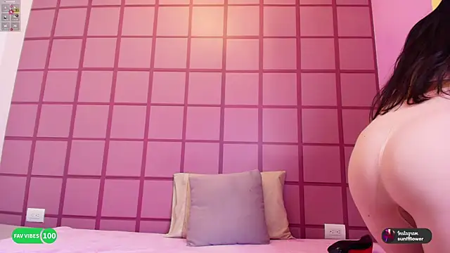 LissMonroe online show from September 21, 2025, 11:56 am