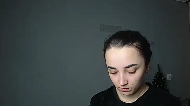 Eva Gloryy online show from February 6, 2026, 2:53 pm