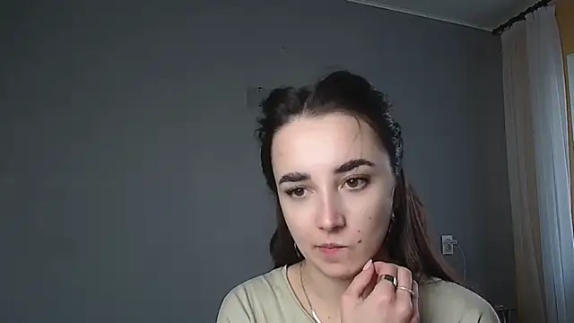 Eva Gloryy online show from March 7, 2026, 2:58 pm