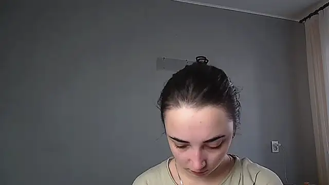 Eva Gloryy online show from March 10, 2026, 9:03 am