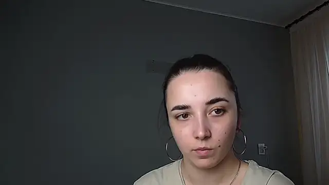 Eva Gloryy online show from March 30, 2026, 9:43 am