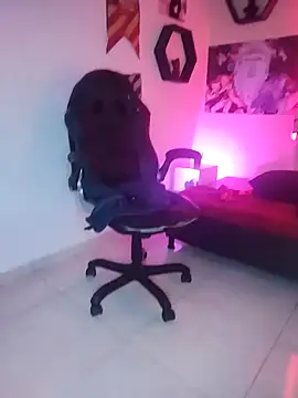 Samanta kl online show from February 12, 2025, 4:00 pm