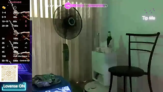 chanentino2 online show from January 14, 2026, 8:25 pm