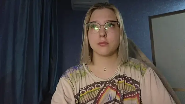 HotBrandyX online show from November 15, 2025, 2:46 pm