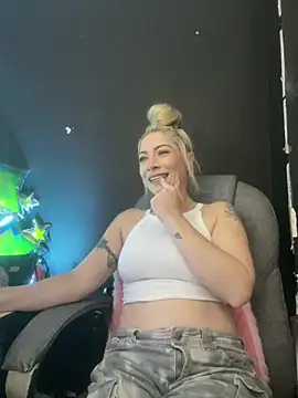 viktoria davis  online show from January 6, 2026, 10:12 pm