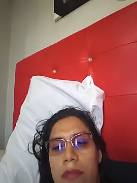 ROSARIOBELLA13 online show from July 2, 2026, 8:04 pm