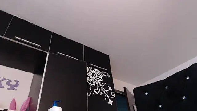 Snapshot of Elsa-bad chatting on March 10, 2025, 9:51 pm Elsa-bad online show from March 10, 2025, 9:51 pm