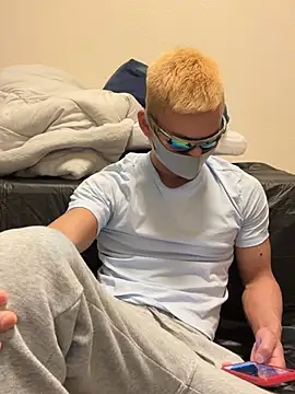 ki--kun online show from April 26, 2026, 12:03 pm