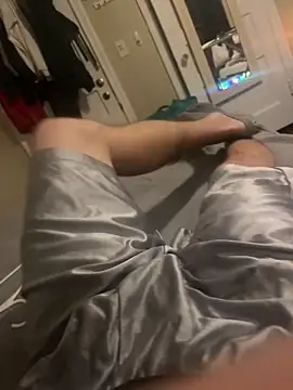 biggzee6 online show from November 7, 2025, 6:35 am