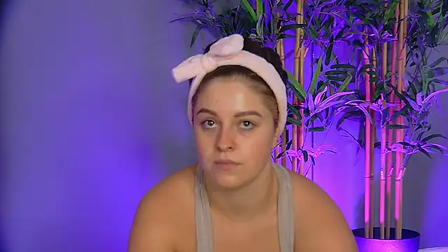 PatriciaSpice online show from October 14, 2025, 4:35 am