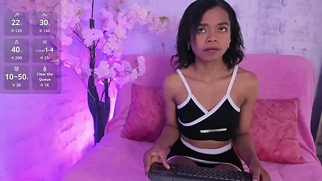 Snapshot of Gletty_noa chatting on October 2, 2025, 8:16 pm Gletty noa online show from October 2, 2025, 8:16 pm