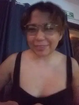 criscrispdv online show from May 17, 2026, 2:20 am