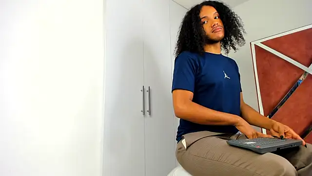 DanteAndKyle online show from March 17, 2025, 11:32 pm