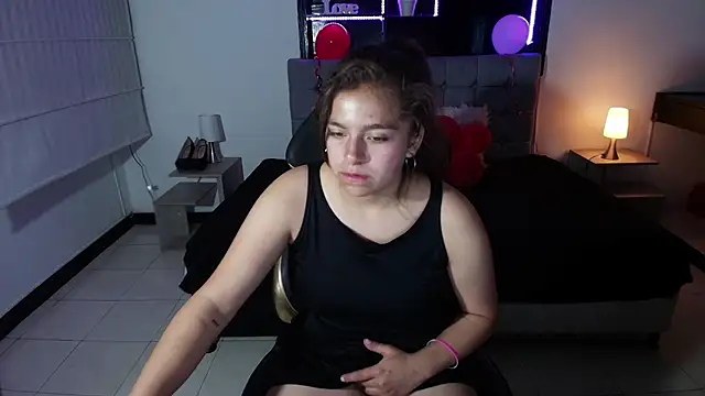 Kitten Cam online show from February 20, 2025, 9:31 pm