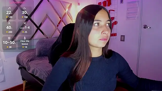 sofia  james online show from March 13, 2025, 9:37 pm