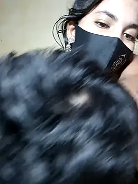 Hot couple 1 online show from October 20, 2025, 11:32 am