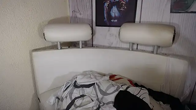 JULIANAWET69 online show from February 12, 2025, 3:07 am