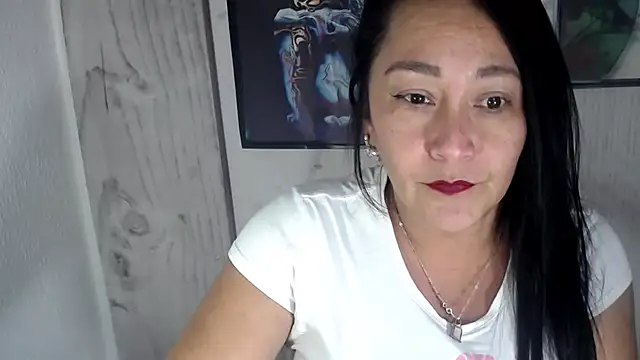 JULIANAWET69 online show from November 25, 2025, 12:32 am