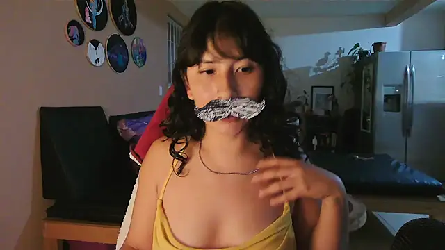 GinnyDelice online show from September 16, 2025, 1:39 am