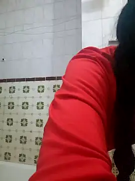 Snapshot of majdolin78 chatting on January 31, 2025, 6:36 pm majdolin78 online show from January 31, 2025, 6:36 pm