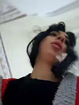 Snapshot of majdolin78 chatting on February 8, 2025, 6:01 pm majdolin78 online show from February 8, 2025, 6:01 pm