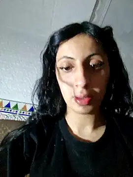 Snapshot of majdolin78 chatting on February 21, 2025, 7:21 pm majdolin78 online show from February 21, 2025, 7:21 pm