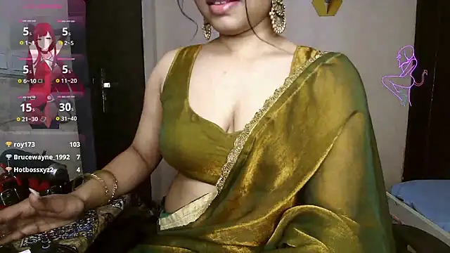 Snapshot of night_queen07 chatting on February 15, 2026, 10:03 am night queen07 online show from February 15, 2026, 10:03 am