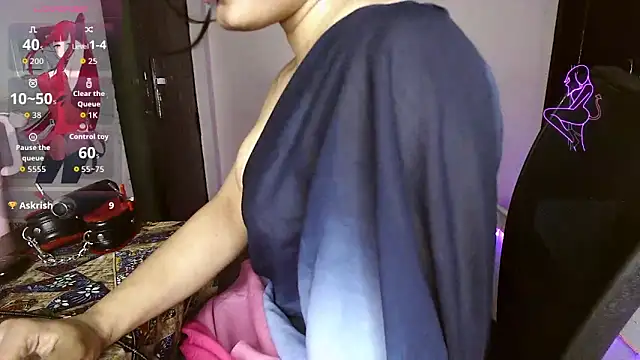 Snapshot of night_queen07 chatting on February 16, 2026, 9:00 pm night queen07 online show from February 16, 2026, 9:00 pm