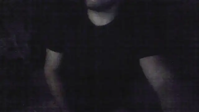 Snapshot of Sticky23w chatting on December 2, 2025, 1:33 am Sticky23w online show from December 2, 2025, 1:33 am