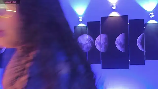 tatii moon online show from March 2, 2025, 3:34 am