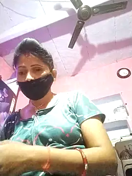 Snapshot of Bhavya_Bhan chatting on November 4, 2025, 11:48 pm Bhavya Bhan online show from November 4, 2025, 11:48 pm