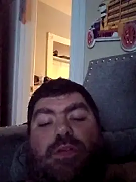 Rcraigue4 online show from November 6, 2025, 3:07 am